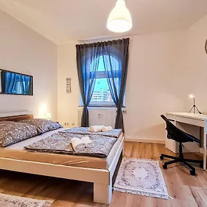 schicke-4-zimmer-wohnung.nuremberg-hotels.org/