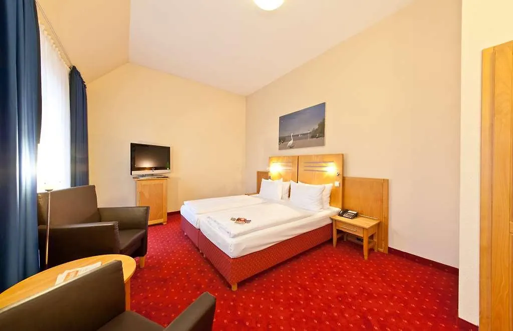 Novum Hotel Gates Berlin Charlottenburg 3*,