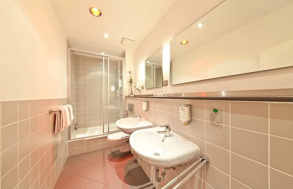 Novum Hotel Gates Berlin Charlottenburg 3*,